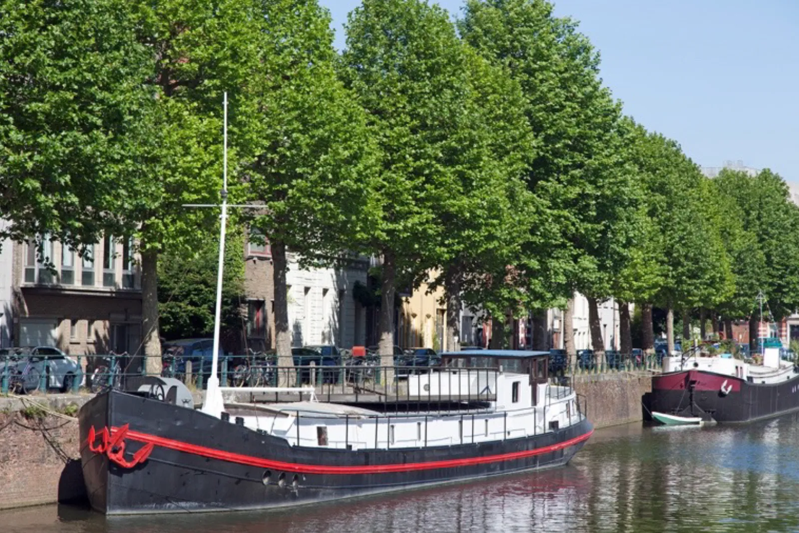 overnachten-woonboot-gent overnachten op een woonboot in Gent